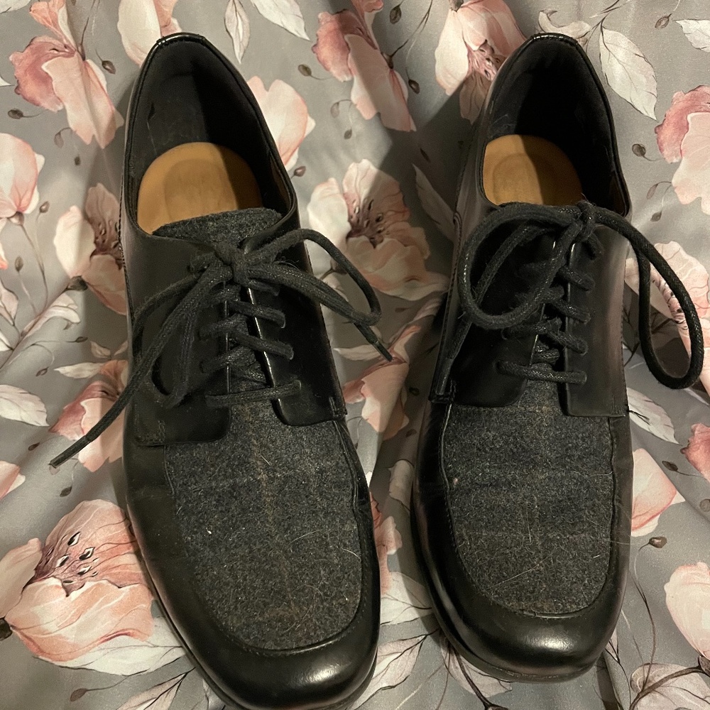 Clarks heeled Oxford shoes